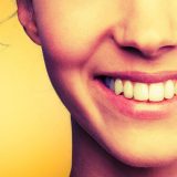 Dientes amarillos